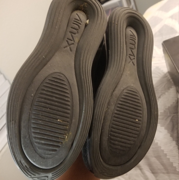 Nike Air Max 720 - Picture 2 of 7